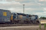 CSX & CEFX Locomotives in the yard